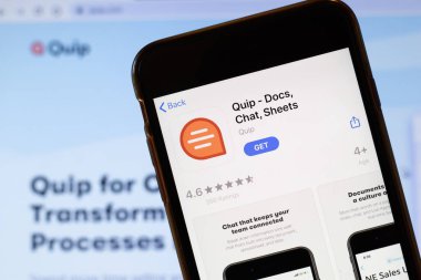 Los Angeles, California, ABD - 24 Mart 2020: Telefon ekranında Quip uygulaması logosu ile arka planda ikon, İllüstrasyon Editörü.