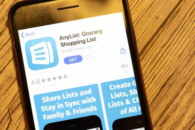 Los Angeles, Kaliforniya, ABD - 24 Mart 2020: Anylist Market Alışveriş Listesi logosu uygulamalı telefon ekranının üst görünümü, Illustrative Editorial