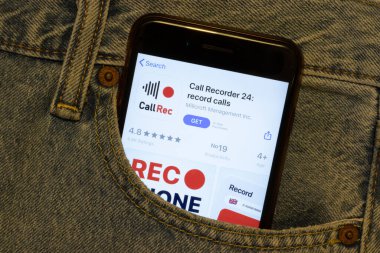 Los Angeles, Kaliforniya, ABD - 24 Mart 2020: Arama Kayıt 24 uygulama logosu telefon ekranında kot pantolon cebinde, İllüstrasyon Editörü