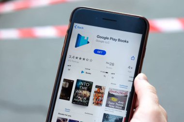New York, ABD - 1 Mayıs 2020: Google Play Books uygulama logosu telefon ekranında, Illustrative Editorial.