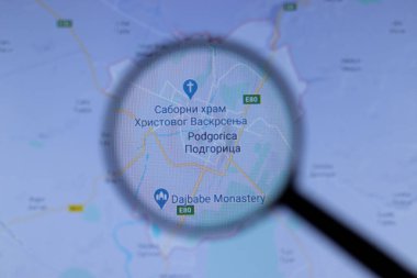 Los Angeles, California, ABD - 1 Mayıs 2020: Podgorica Şehri adı haritada yakın konuma sahip, Illustrative Editorial.