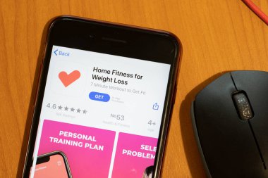 New York, ABD - 15 Mayıs 2020: Telefon ekranında Ev Kilo Verme Mobil uygulama logosu, yakın çekim ikonu, İllüstrasyon Editörlüğü.