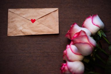 Romantik Huysuz Duvar Kağıdı.