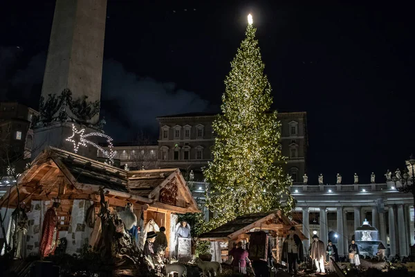 Rzym Włochy Grudnia 2019 Piazza San Pietro Szopka Reprodukowana Drewna — Zdjęcie stockowe