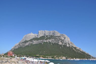 Tavolara Adası Sardunya İtalya'nın en önemli Adaları biridir