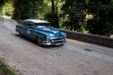Oldsmobile 88 1953