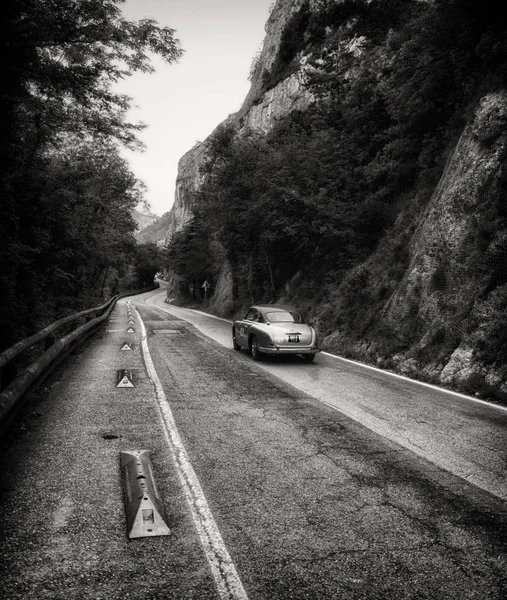 ALFA ROMEO 1900 C SPRINT GARA TURING 1952 — Stock Fotó