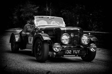 Healey Duncan dron 1947