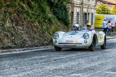  Porsche 550 Spyder Rs 1955 eski model araba 