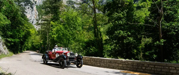 Aman Tanrım. 665 Spor SuperBA 2000 1925