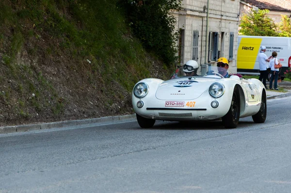 Porsche 550 Spyder Rs 1955 eski model araba 
