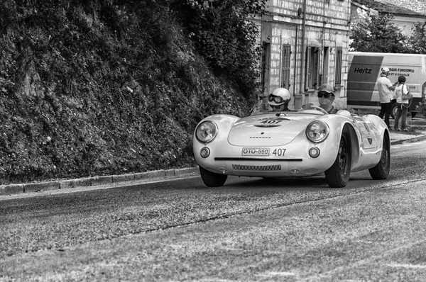  Porsche 550 Spyder Rs 1955 eski model araba 