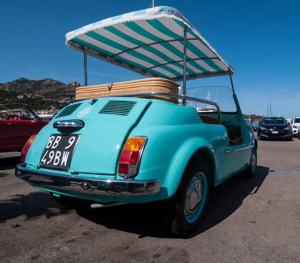 Fiat 500 Oldtimer — Stockfoto