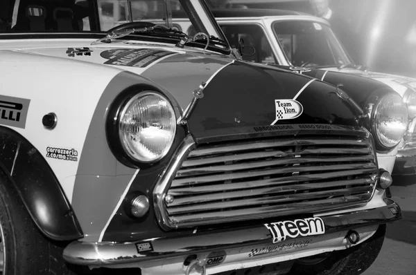 MORRIS MINI COOPER 1973 vieille voiture de course rallye — Photo