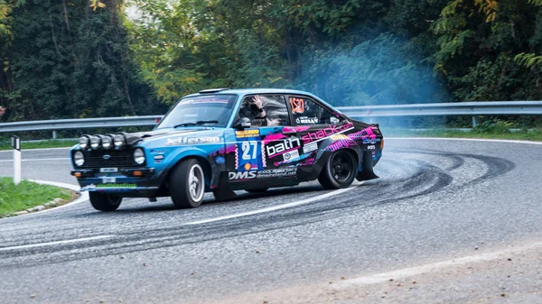 Ford Escort Rs eski yarış araba ralli — Stok fotoğraf