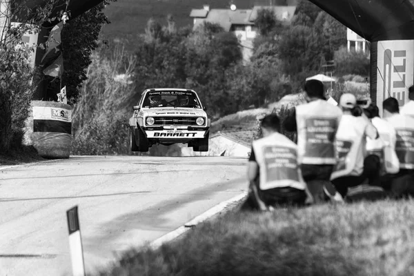 Ford Escort rs 1977 alte Rennwagen-Rallye — Stockfoto