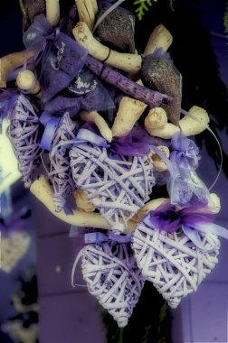  Noel ağacı süsleme biblo dekore edilmiş Noel ağacı üzerinde