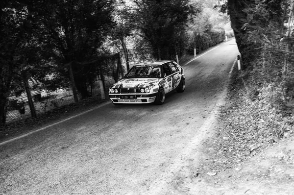 Lancia Delta Int 16V 1990 Naranja Viejo Rally Carreras Coches —  Fotos de Stock