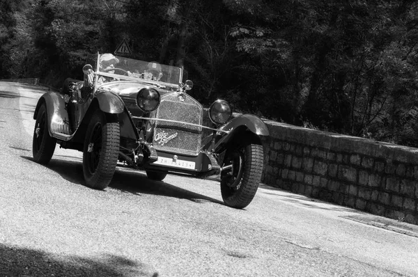 Gola Del Furlo Itália Maio Alfa Romeo 1750 Gran Sport — Fotografia de Stock