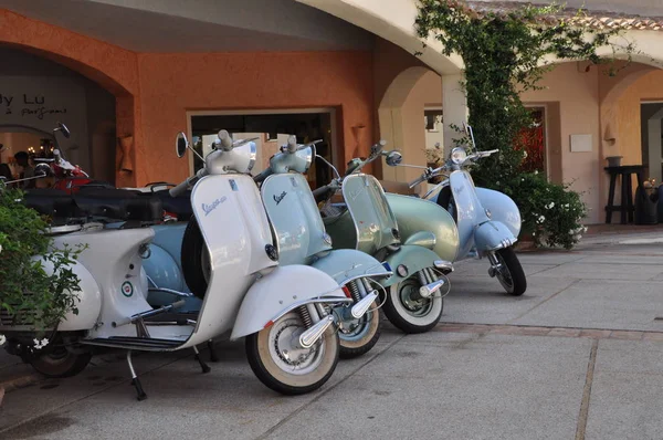 Porto Cervo Italië Juni 2016 Piaggio Vespa Lambrettavintage Sprint Motor — Stockfoto