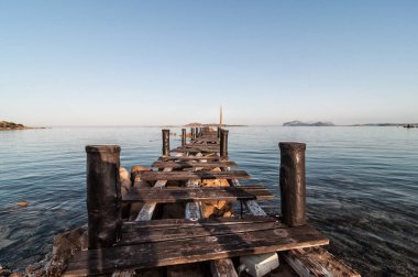 Cala romazzino günbatımı Sardunya İtalya