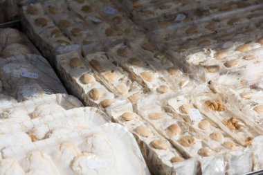 Sardunya 'da lezzetli sardalya fındığı