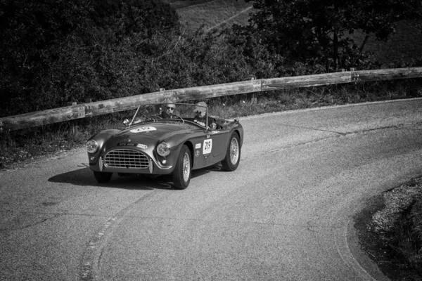 Pesaro Colle San Bartolo Itália Maio 2018 Ace 1954 Carro — Fotografia de Stock