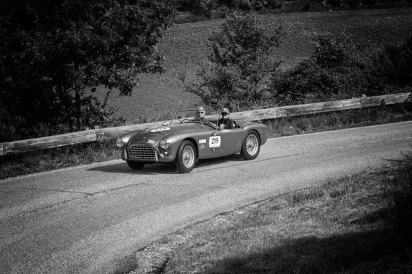 Pesaro Colle San Bartolo ตาล พฤษภาคม 2018 Ace 1954 ในรถแข — ภาพถ่ายสต็อก