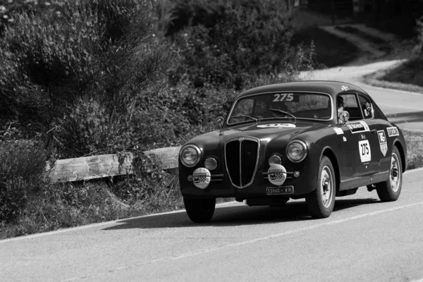 Pesaro Colle San Bartolo Italy 2018 Lancia Aurelia 2500 1957 — стоковое фото