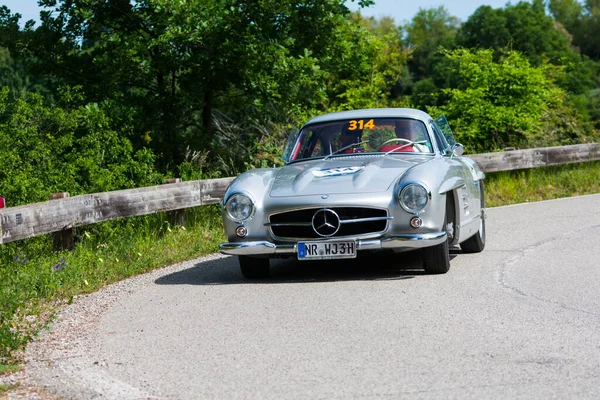 Pesaro Colle San Bartolo Italy May 2018 Mercedes Benz 300 — Stockfoto