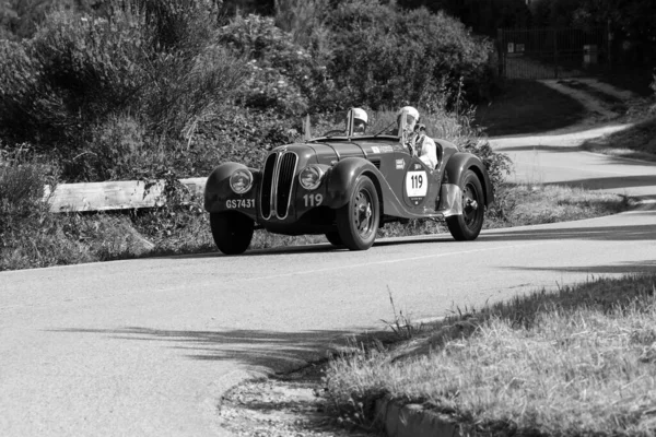 Pesaro Colle San Bartolo イタリア 2018年5月17日 Frazer Nash 328 1937ラリーで古いレースカーでミル — ストック写真