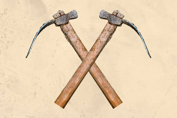 Two Wooden Hoes Cross Top Each Other Textured Pastel Background — Stock Photo, Image