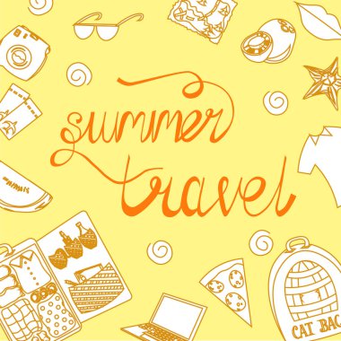 Yaz gezisi. Daha sıcak ülkelere seyahat et. Kumsal. Mektup, meyve ve turizm için eşyalar.