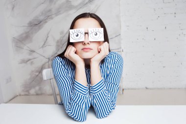 İş yerinde gecikme ve kronik yorgunluk sendromu.