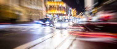 Gece trafik ışıkları, soyut bulanık arkaplan 