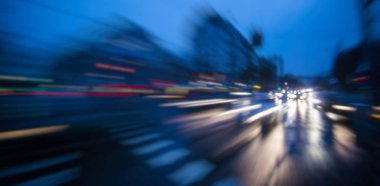 Gece trafik ışıkları, soyut bulanık arkaplan 