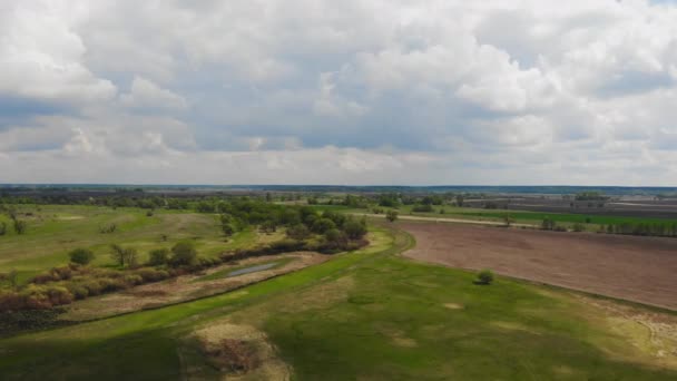 Filmati Presi Drone Vista Degli Altopiani Rurali Giornata Estiva Soleggiata — Video Stock