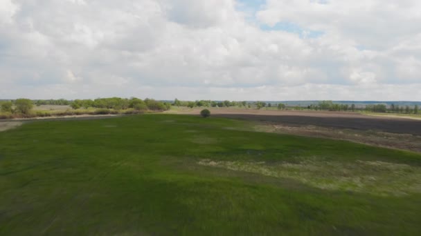 Filmati Presi Drone Vista Degli Altopiani Rurali Giornata Estiva Soleggiata — Video Stock