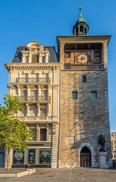 Torre - Edificio Tour de Ille en Ginebra —  Fotos de Stock