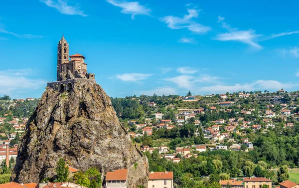 Kaplica św. Michała d Aiguilhe koło Le Puy en Velay we Francji — Zdjęcie stockowe