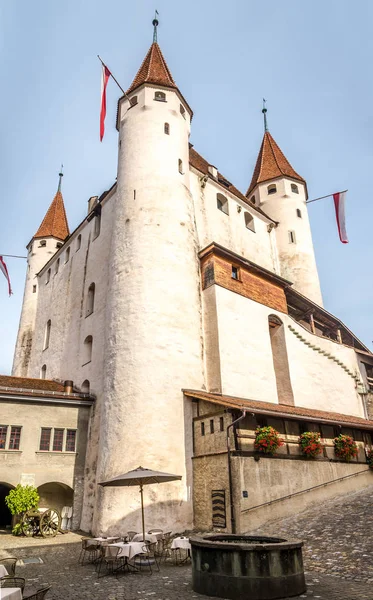 Visa på slottet Thun - Schweiz — Stockfoto