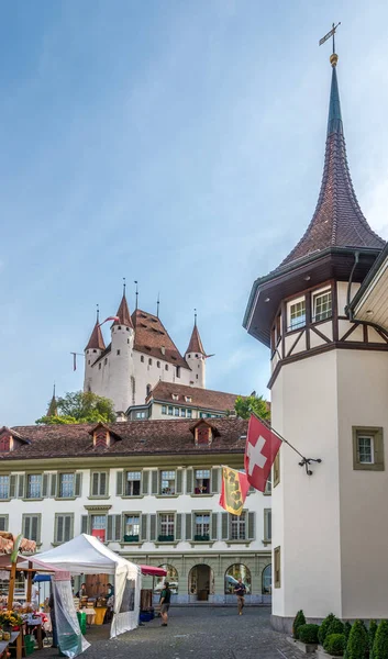 Castle Thun above market place of Thun town - Switzerland — Stock Photo, Image