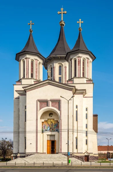Ortodoks Kilisesi Kazısı Oradea - Romanya görüntülemek — Stok fotoğraf