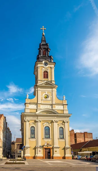 Kyrkan av Luna nära placera Unirii i Oradea - Rumänien — Stockfoto