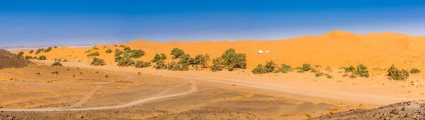 Panoramic view at the nature in area of Erg Chebbi ,Morocco — Stock Photo, Image