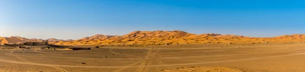 Panoramic view at the sand dunes of Erg Chebbi - Morocco — Stock Photo, Image