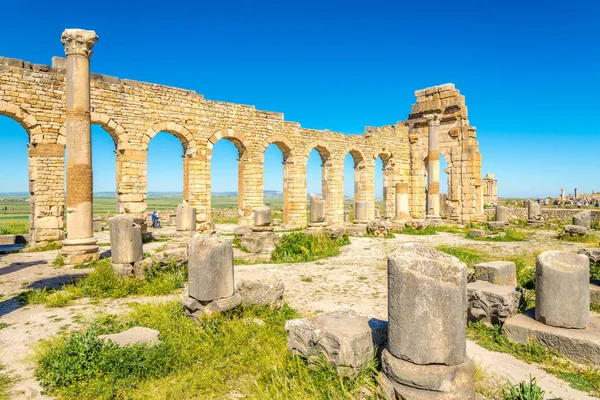 Ruines de la basilique dans l'ancienne Volubilis - Maroc — Photo