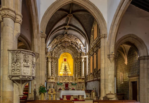 Inside of church St. John Baptist in Tomar - Portugal — Stock Photo, Image