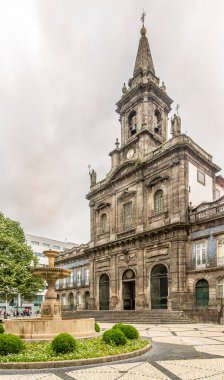 Porto - Portekiz sokaklarında Trindade kilisede