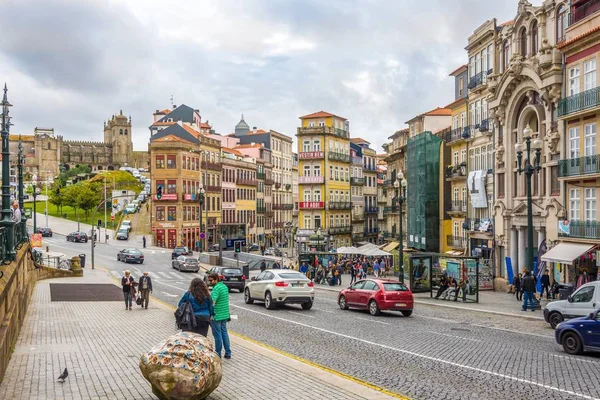 Na ulicach miasta Porto w Portugalii — Zdjęcie stockowe
